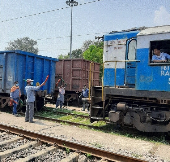 Railway staff _1 &nb