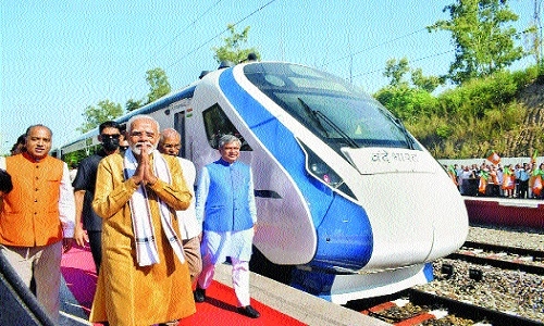 Pm Modi Flags Off Vande Bharat Express From Una The Hitavada