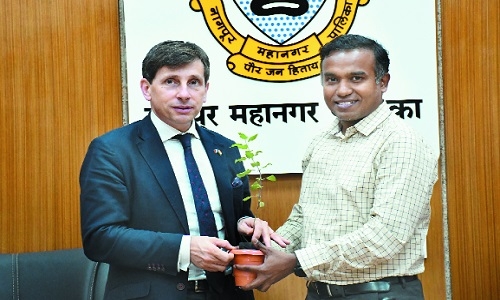 French Consul General visits NMC