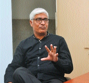 Dr Jawahar Surisetti