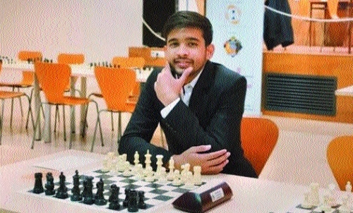 Raut wins blitz event 