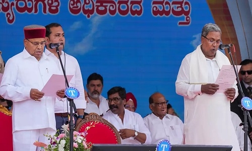 Siddaramaiah Sworn As CM, Shivakumar Dy CM - The Hitavada