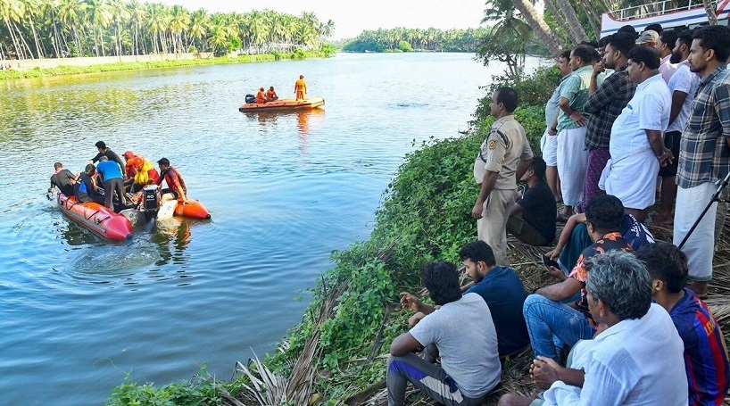 Kerala Govt Orders Probe Into Boat Tragedy, Toll 22 - The Hitavada