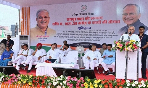 CM unveils devpt works 