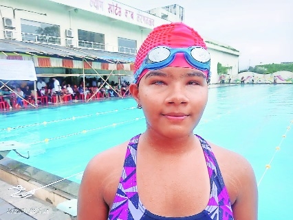 Swimmer Ishwari clinches gold