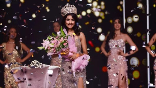 MP CM congratulates Ujjain's Nikita Porwal on winning Femina Miss India contest