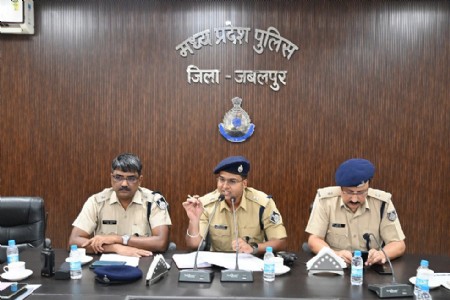 Police officials hold meet with organisers of Garba