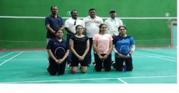 DAIMSR shuttlers defend title