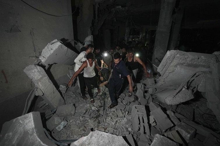 19 killed as Israel bombards 