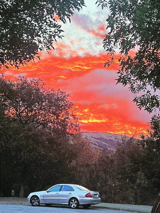 Natures fireworks in the sky 