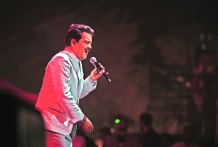 Timeless tunes of Udit Narayan charm audience