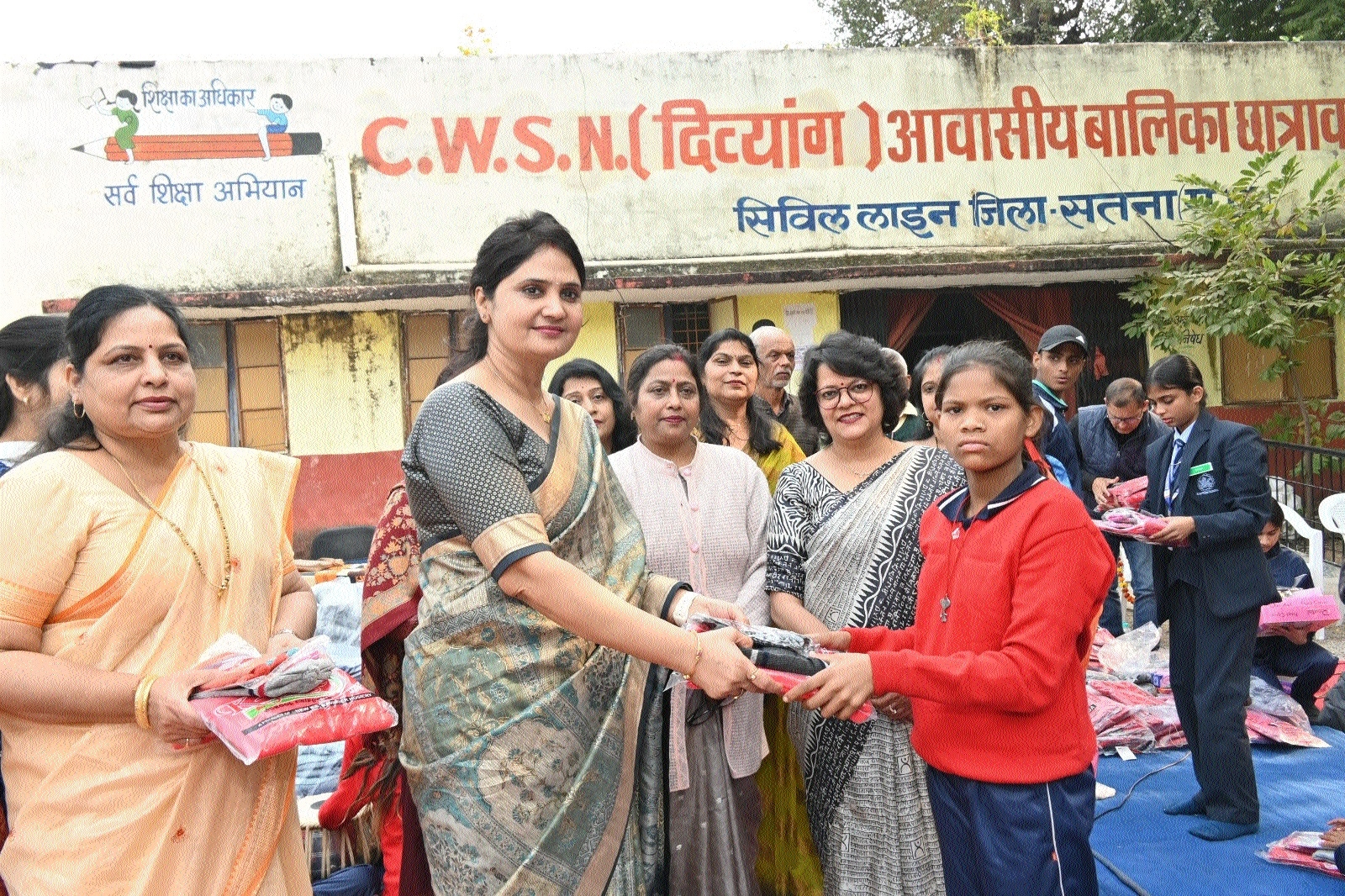 Utility items given to students of Divyang Govt