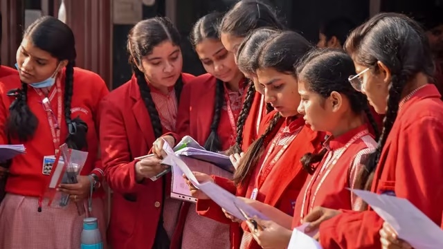 CBSE mulls standard