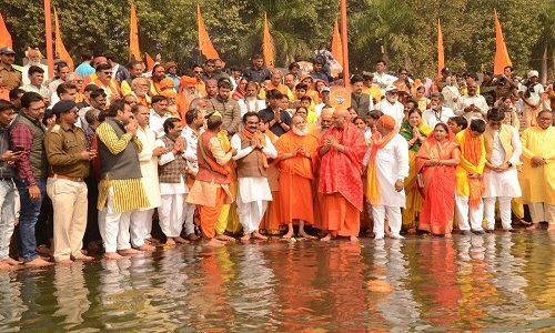 ghats on Narmada Jayanti 