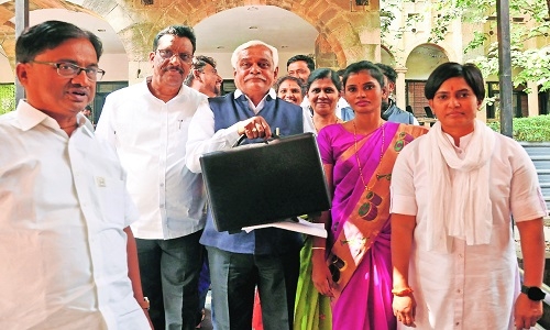             Staff Reporter       Noisy scenes prevailed during the Zilla Parishad (ZP) budget meeting on Friday. While the Congress-led ruling side passed the budget of Rs 42.35 crore with majority, the BJP-led Opposition staged a walkout accusing the ruling side of functioning in an ‘autocratic’ manner. The Opposition members tore the copies of the budget book before staging walkout, and later burned the copies of the budget outside. The ruling side passed a resolution in favour of disqualification of two 