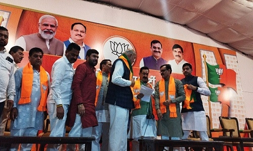 Congress leaders join BJP in Chhindwara 