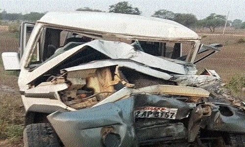 horrifying road accident