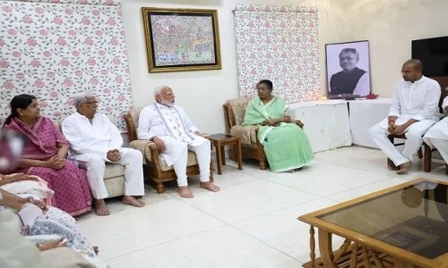 PM visits Sushil Modi’s residence