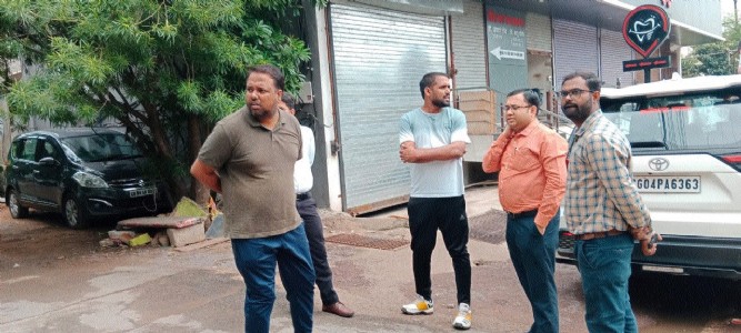 RMC Commissioner inspects civic projects; issues directives