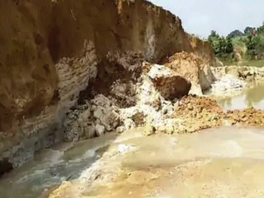 Illegal clay mine 