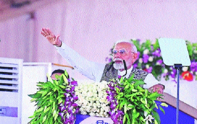 narendra modi in wrdha