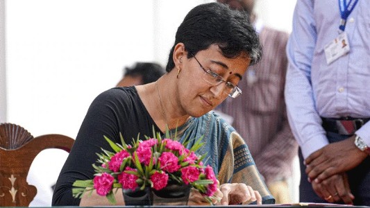 Atishi takes oath as Delhi CM,five ministers also sworn in