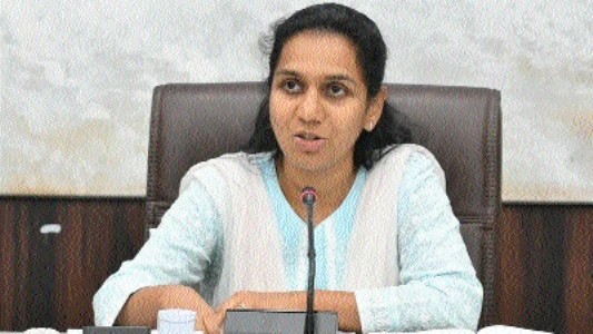 Dhamtari Collector Namrata Gandhi selected for Prime Minister’s Award