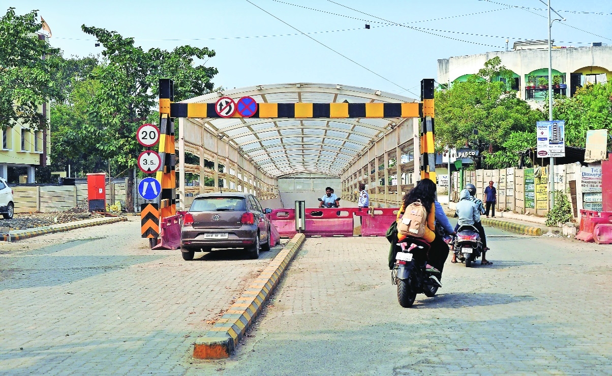 manihs nagar underbridge