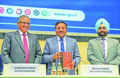 Chief Election Commissioner Rajiv Kumar with Election Commissioners Gyanesh Kumar